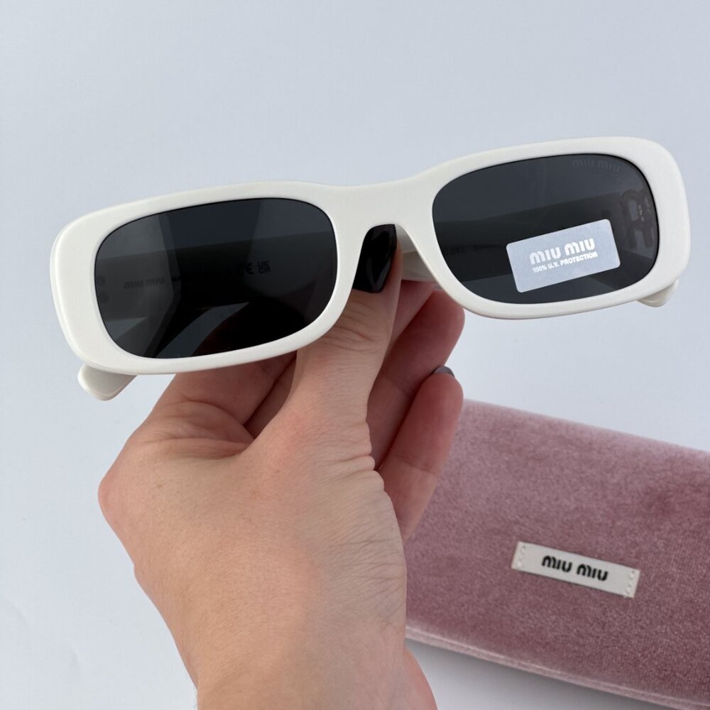 Miu Miu MU08ZS 1425S0 GLIMPSE BRAND NEW Sunglasses White Grey Rectangle Women